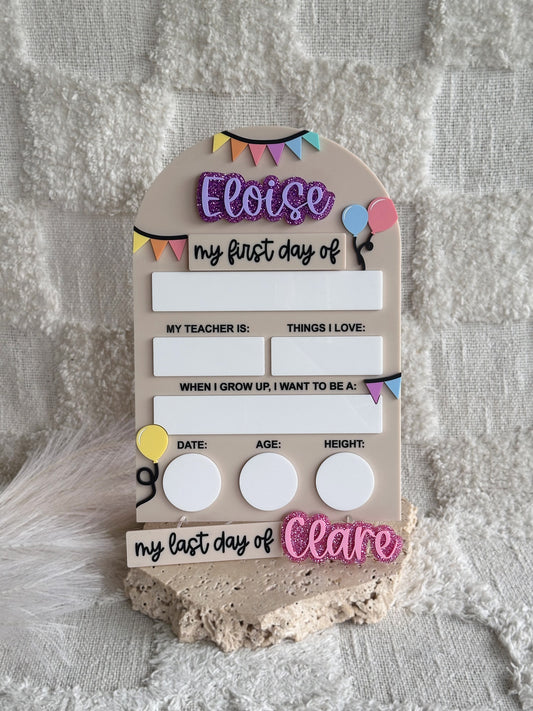 BALLOONS & BUNTING Personalised First / Last Day Of School Board