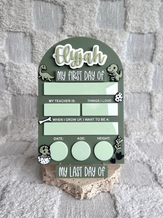 DINOSAUR Personalised First / Last Day Of School Board