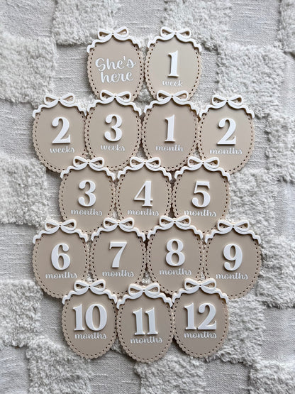 BOW SCALLOPED Personalised Acrylic Baby's First Year Milestone Plaque Set
